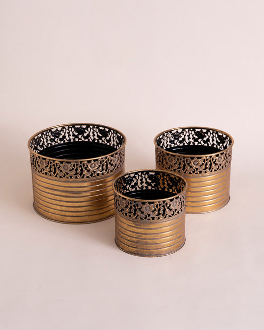 Antique Floral Rim Planter - Set Of 3